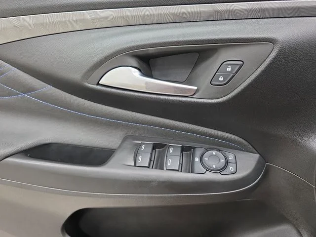 Used 2025 Red Buick Sport Touring image 28