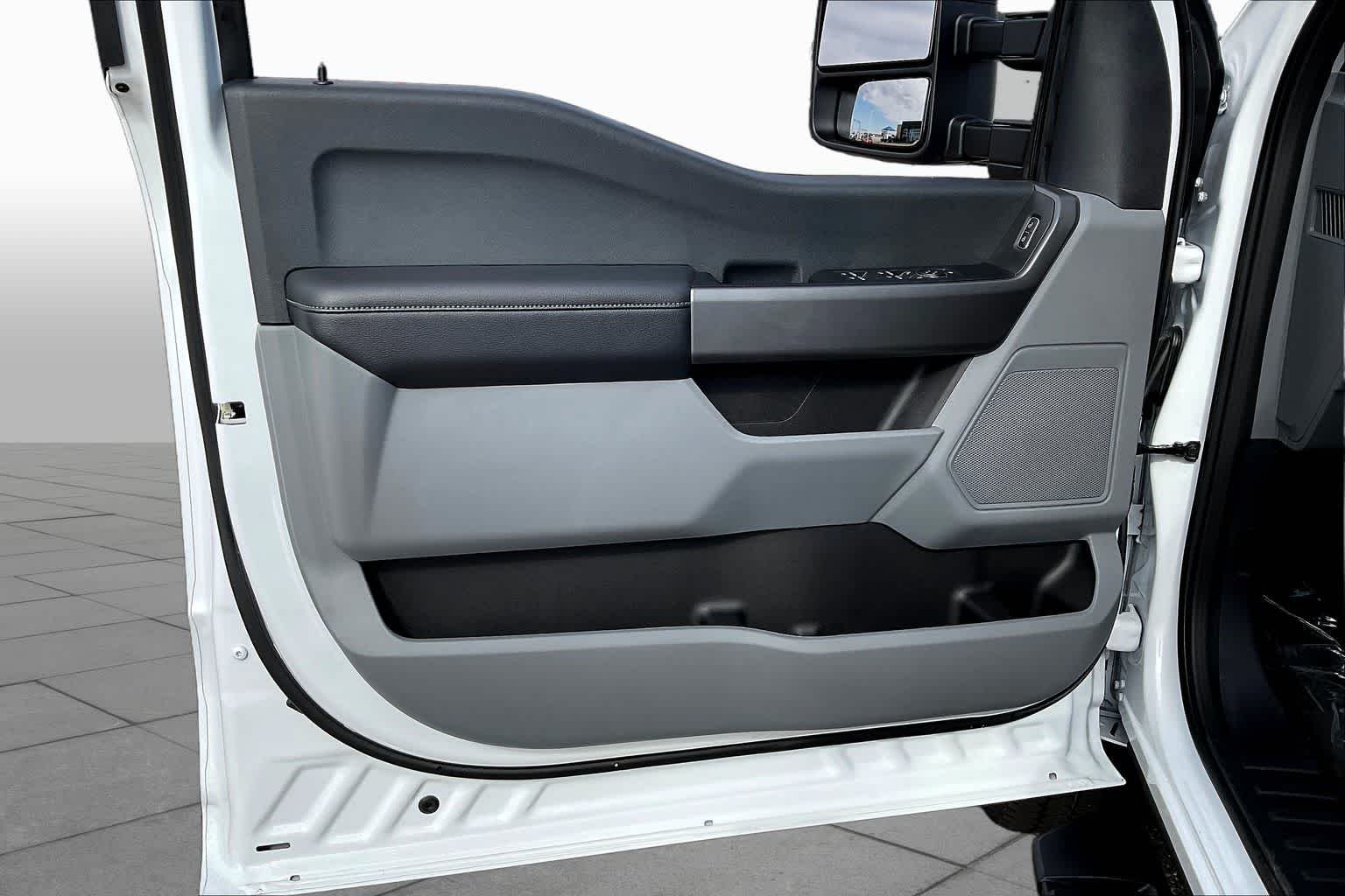 New 2026 Oxford White Ford F-350® XL image 10