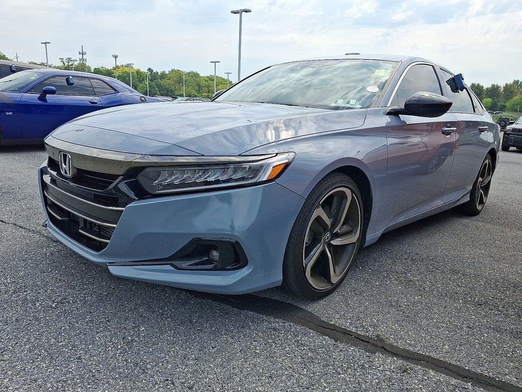 Used 2022 Gray Honda Sport image 3