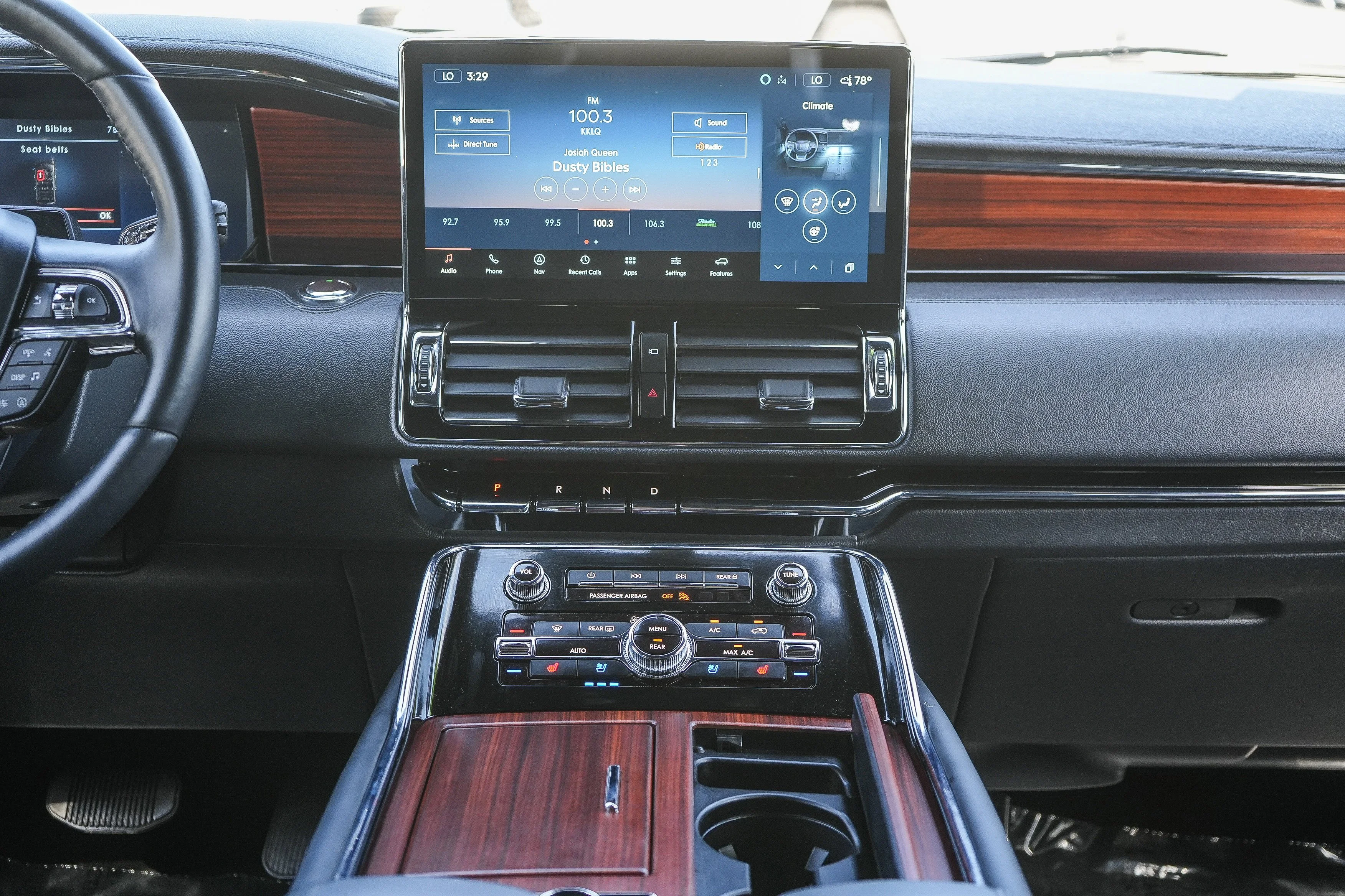 Certified Used 2024 Radiance Metallic Lincoln Premiere image 17