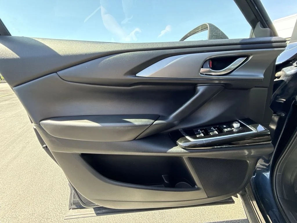 Used 2023 Blue Mazda Touring image 13