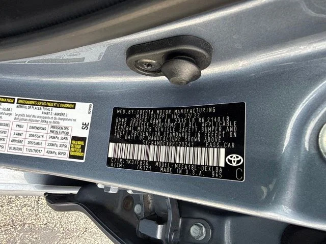 Used 2024  Toyota LE image 32