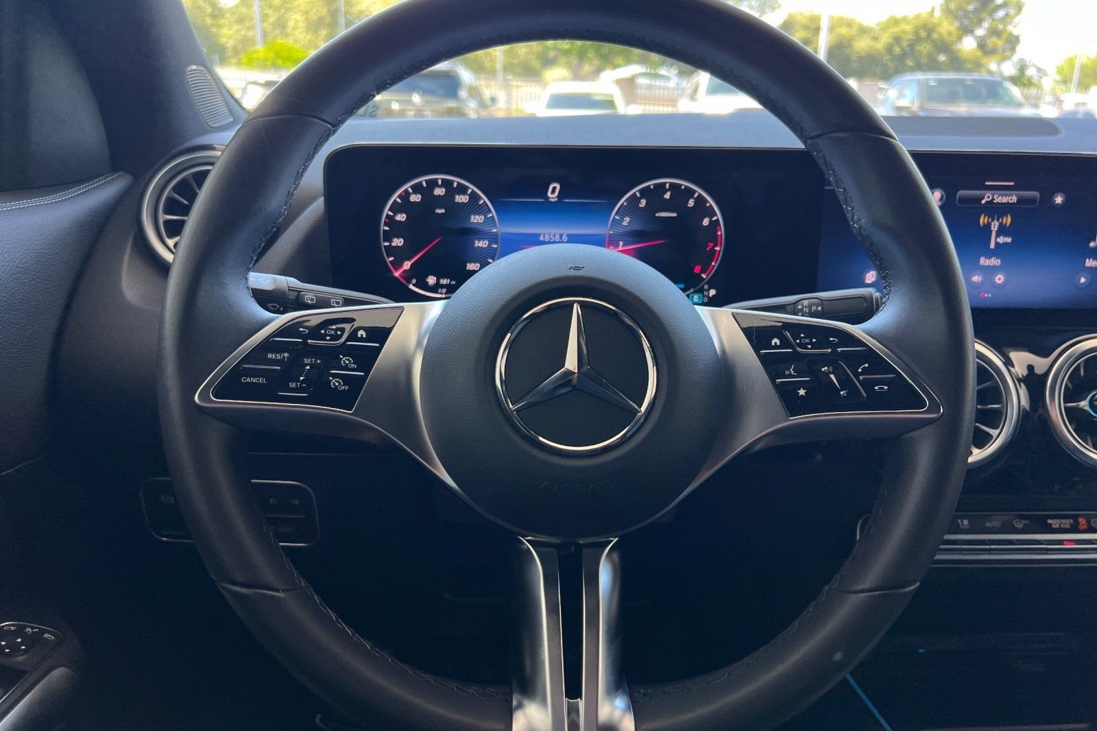 Used 2025 Cosmos Black Metallic Mercedes-Benz 250 image 27