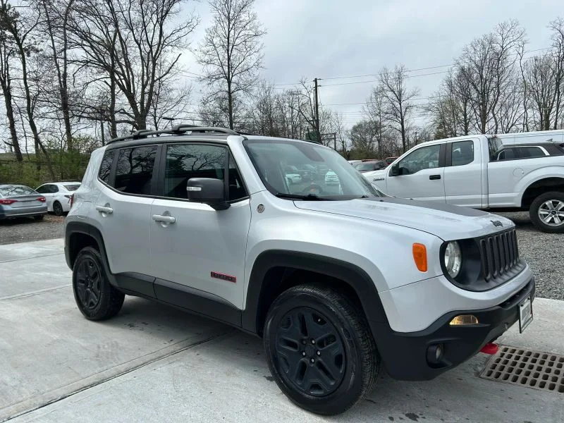 2018 Jeep Renegade Trailhawk - Photo 15