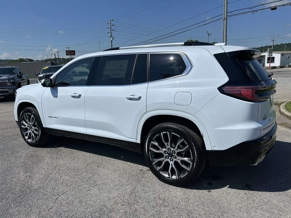 New 2026 Glacier White Tricoat GMC Denali Ultimate image 6