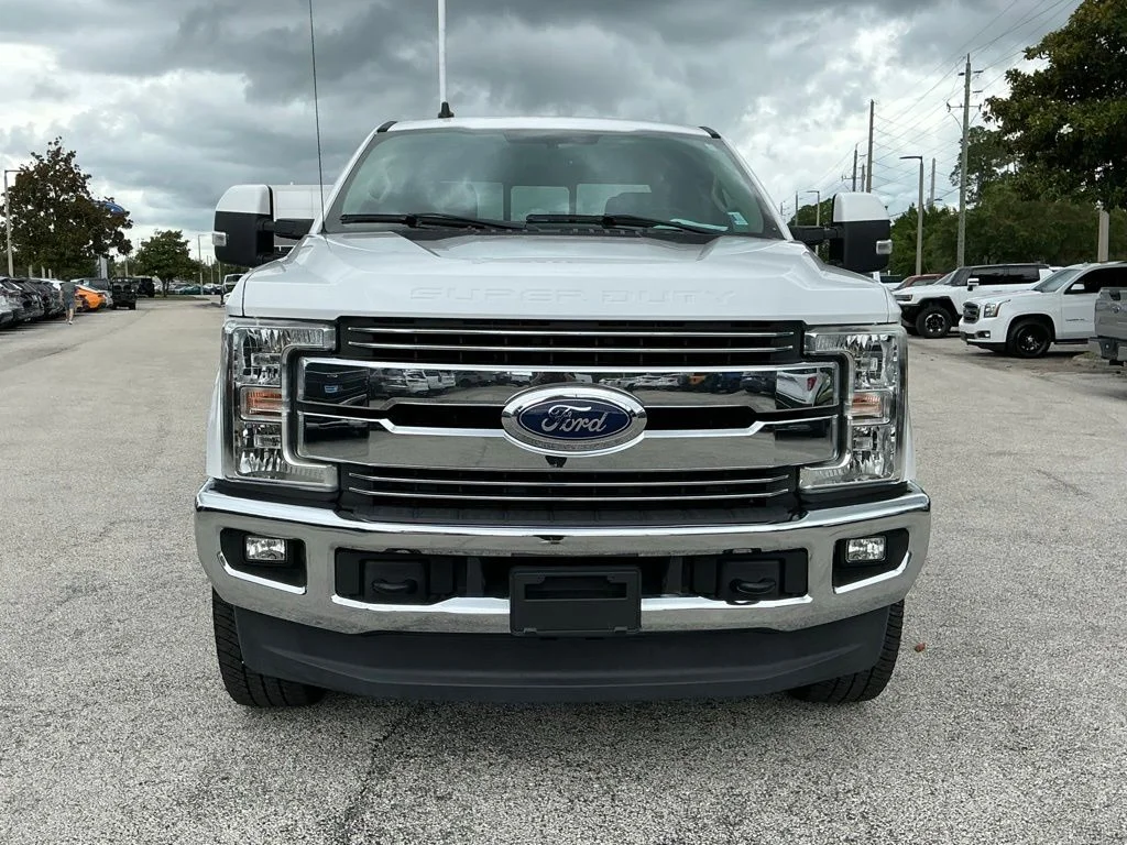 Used 2019 White Ford Lariat image 21