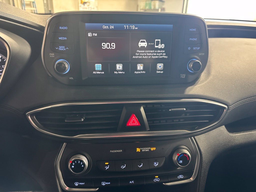 Used 2020 Gray Hyundai SE image 18