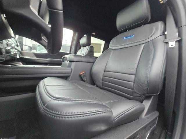 New 2026 Carbonized Gray Metallic Ford F-250® Platinum® image 47