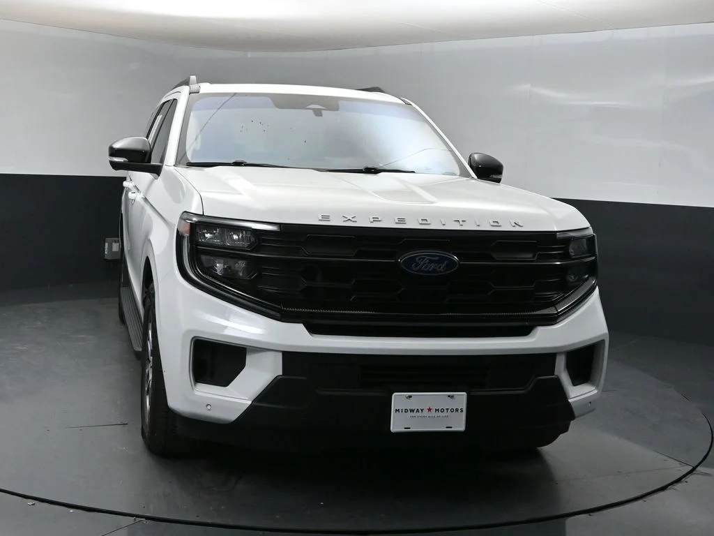 Certified Used 2025 White Ford Active image 7