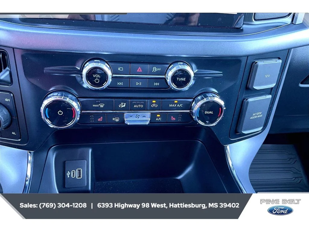 New 2026 Oxford White Ford XLT image 24