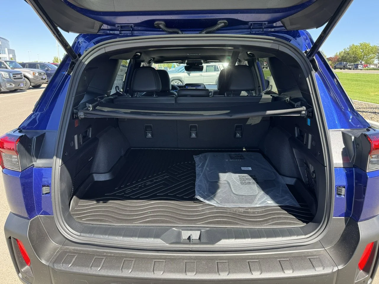 New 2026 Sapphire Blue Pearl Subaru Limited image 39