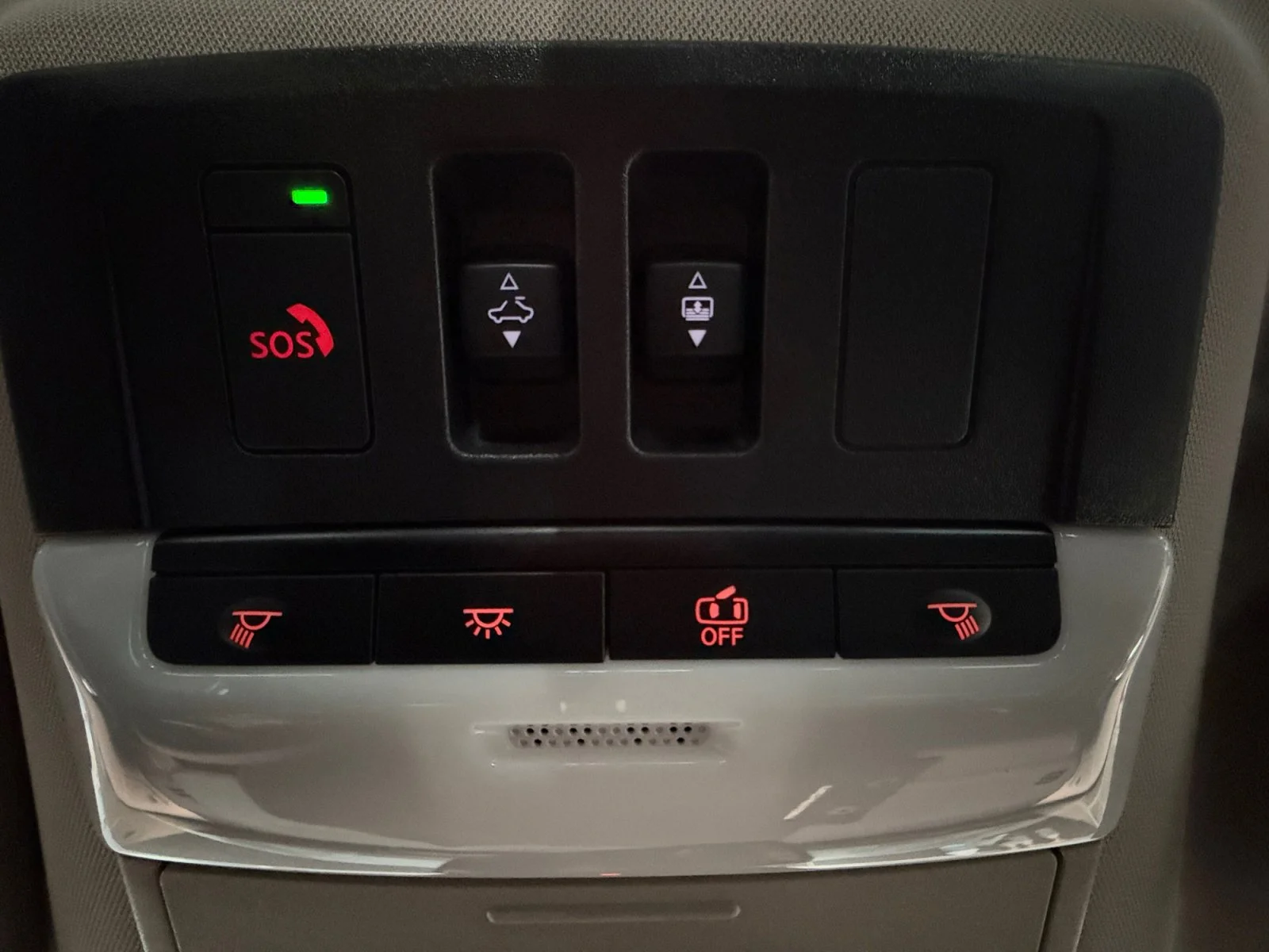 New 2026 Everest White Pearl Tricoat Nissan SL image 36