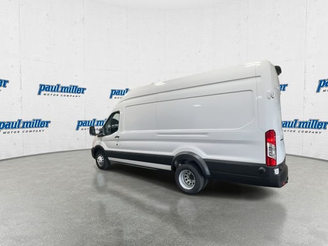 New 2026 Oxford White Ford Cargo Van image 9
