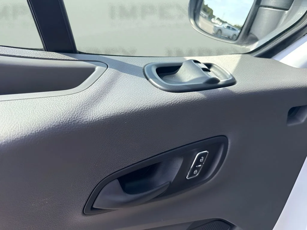 Used 2025 White Ford Base image 18