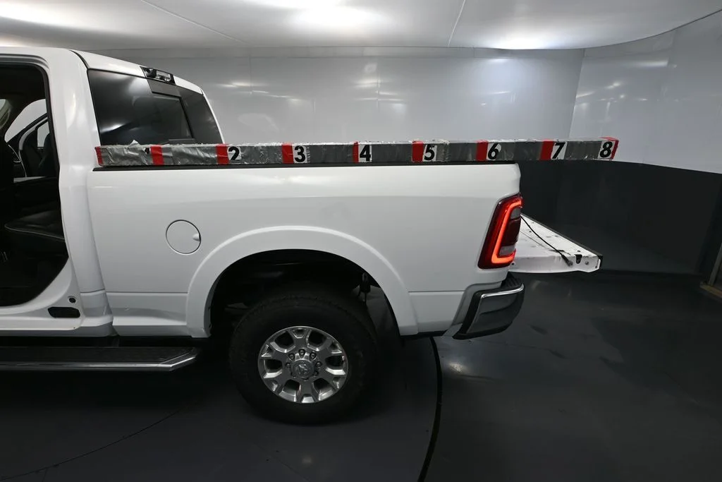 Used 2022 White Ram Laramie image 39