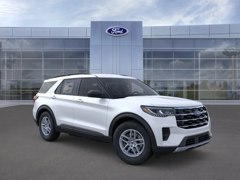 New 2026 Star White Metallic Tri-Coat Ford Active image 51