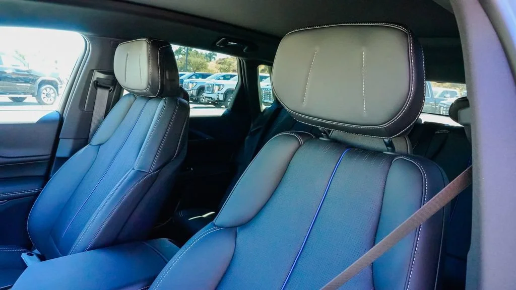 2026 Cadillac LYRIQ Sport - Photo 13
