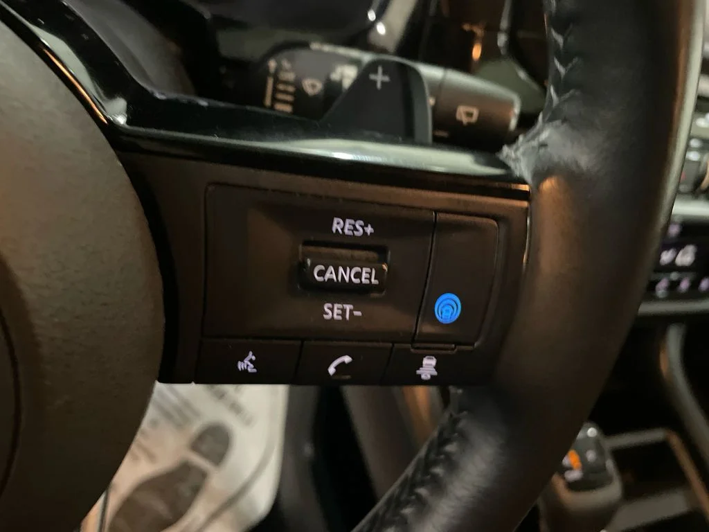 Used 2022 Gun Metallic Nissan SV image 17