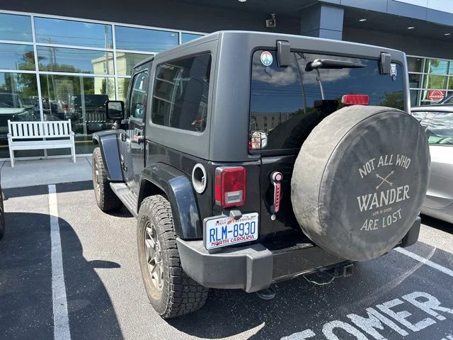 Used 2016 Black Jeep Sahara image 5