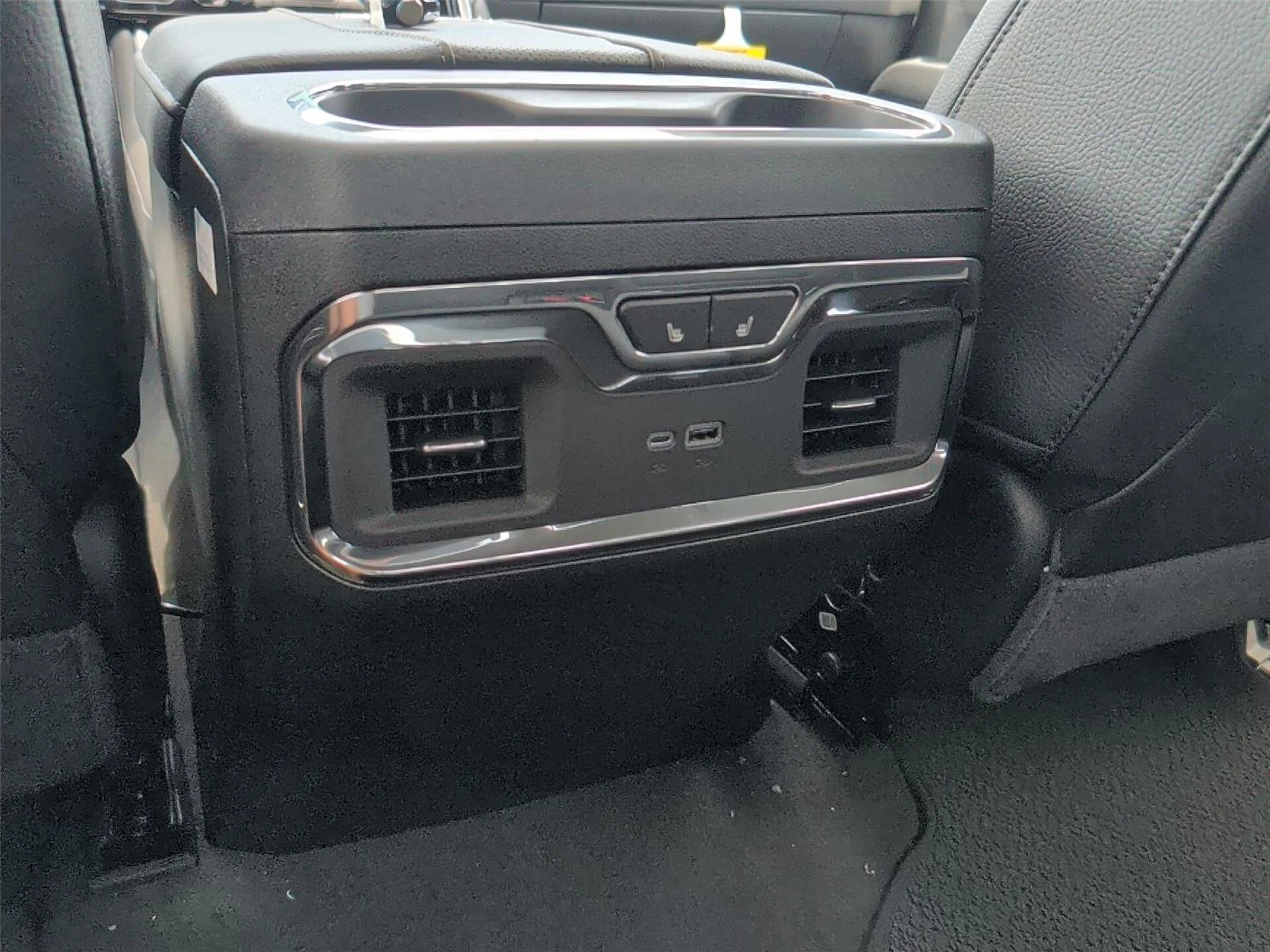 New 2026 Glacier White Tricoat GMC Denali image 34
