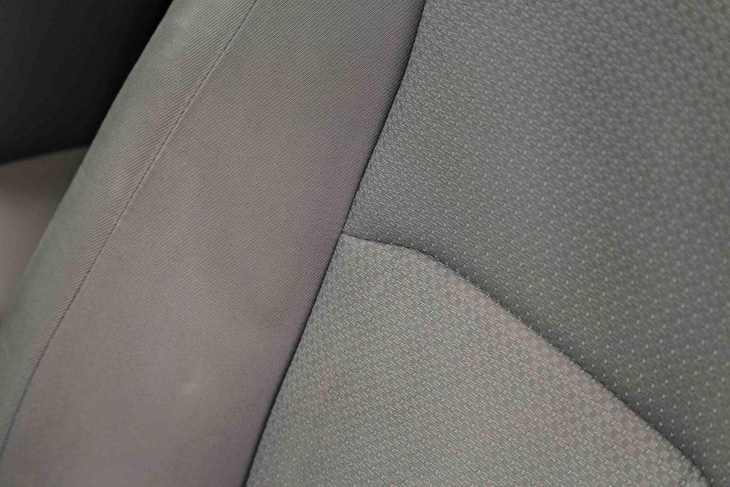 Used 2021 Platinum White Pearl Honda EX image 22