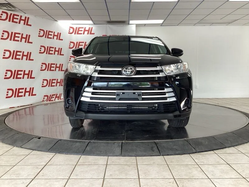 Used 2019 Black Toyota LE image 2