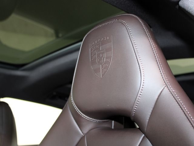 New 2026 Aventurine Green Metallic Porsche 4 image 20