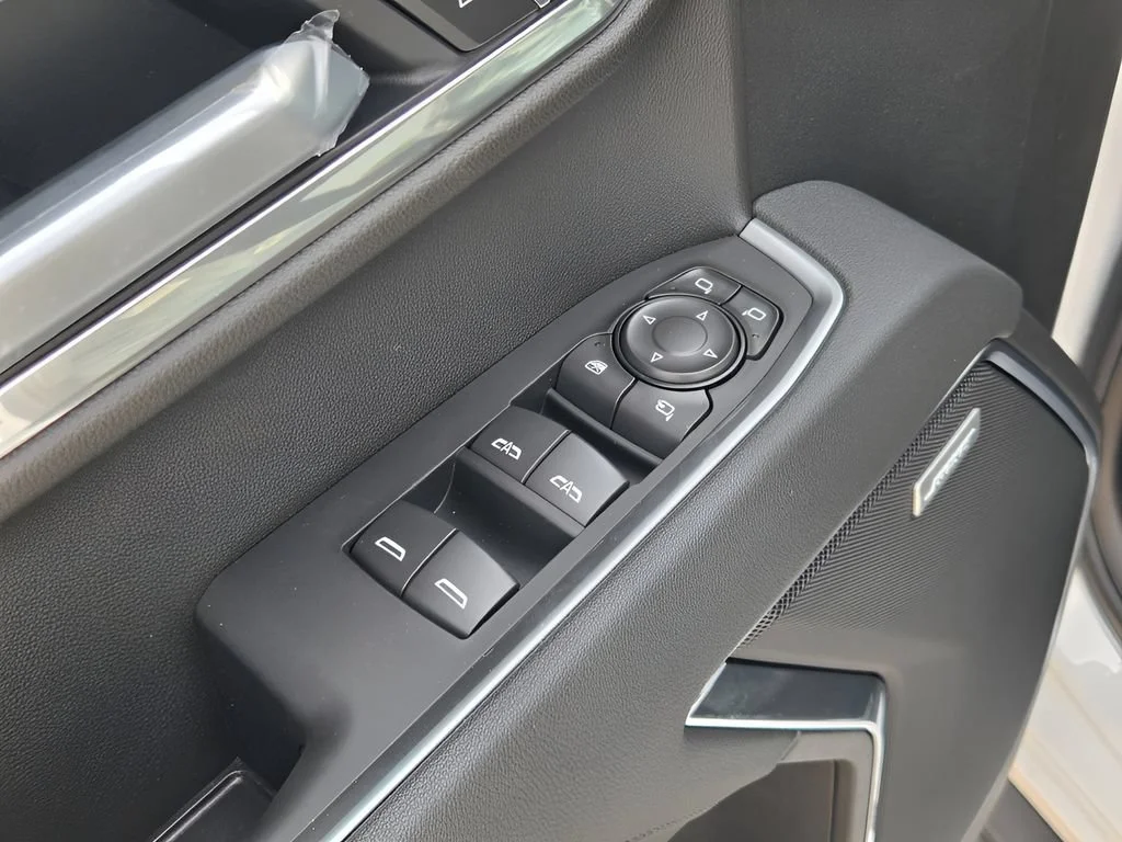 2026 GMC Sierra 1500 SLT - Photo 19