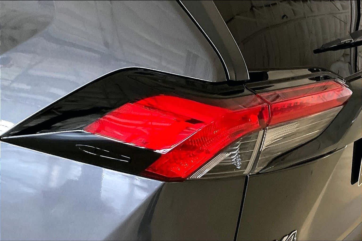Used 2023 Magnetic Gray Metallic Toyota XLE Premium image 26