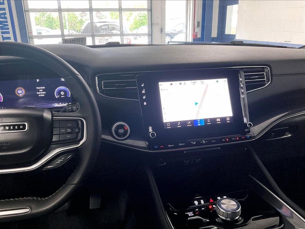 Used 2022 Silver Jeep Series I image 19