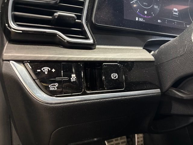 Certified Used 2023 Green Kia X-Pro image 21