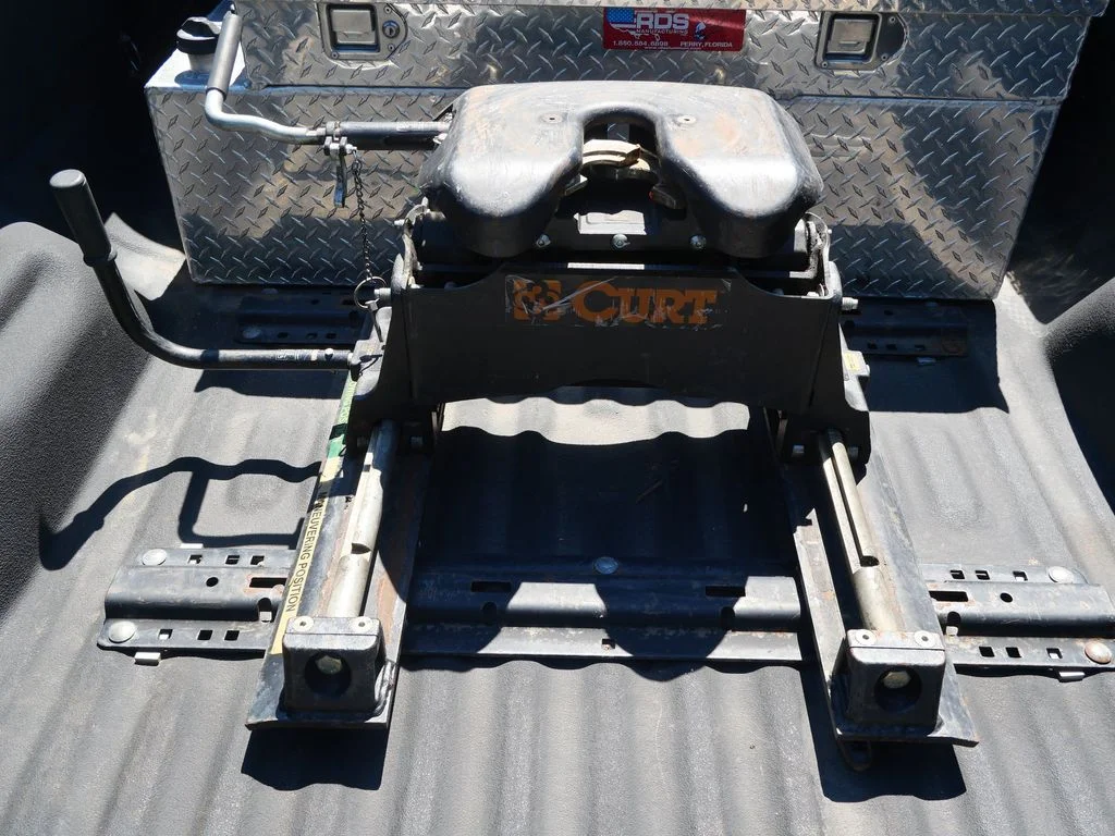 Used 2013 White Ford Lariat image 10