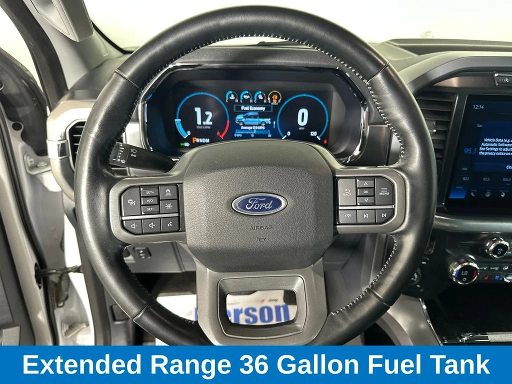Used 2021 White Ford Lariat image 18