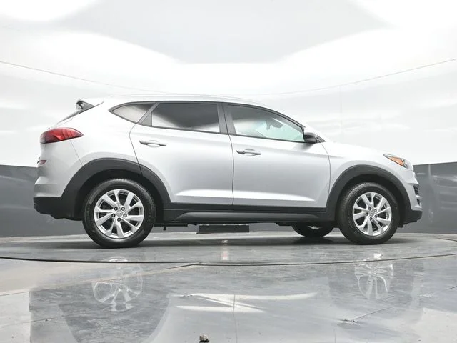 Used 2019 Silver Hyundai Value image 25