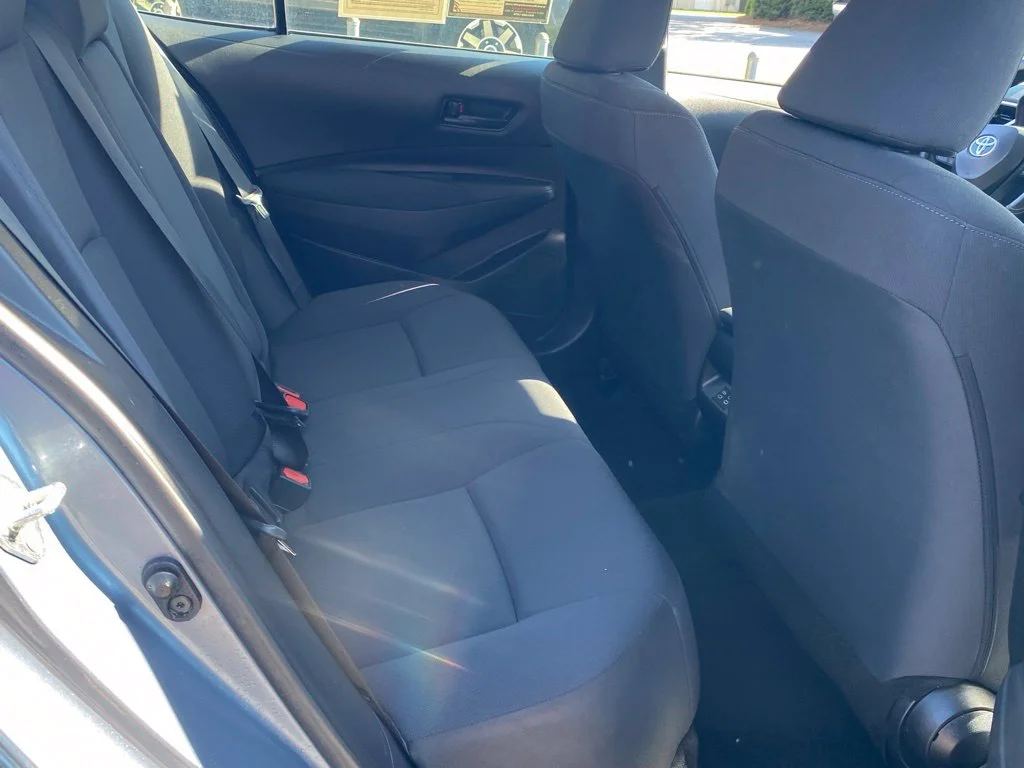 Used 2025  Toyota LE image 17