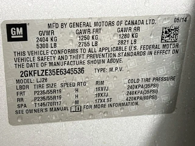 Used 2014 Silver GMC Denali image 16