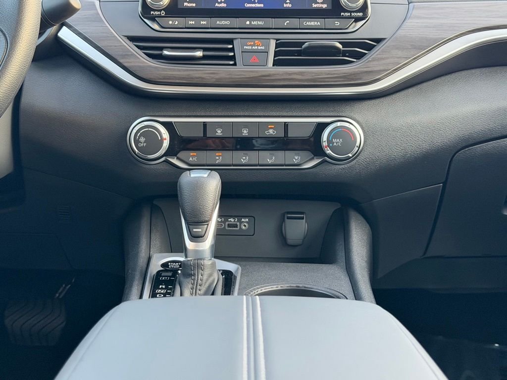 New 2026 Brilliant Silver Metallic Nissan 2.5 SV image 23