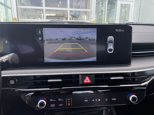 2025 Kia K5 LXS - Photo 23