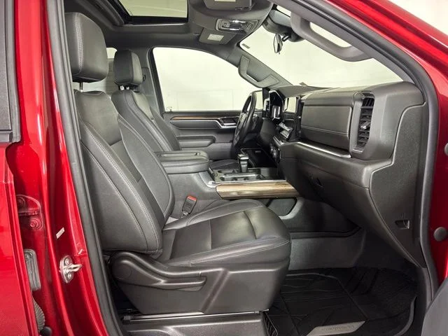 Certified Used 2022 Cherry Red Tintcoat Chevrolet RST image 4