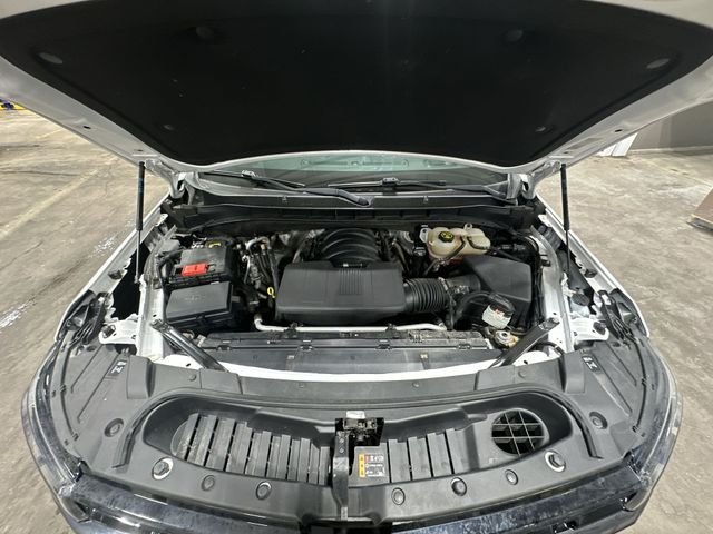 Used 2022 White Chevrolet Z71 image 22