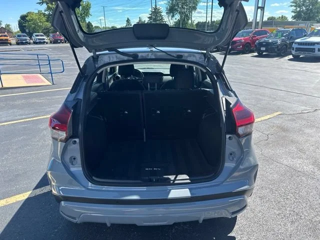 2021 Nissan Kicks SV - Photo 17