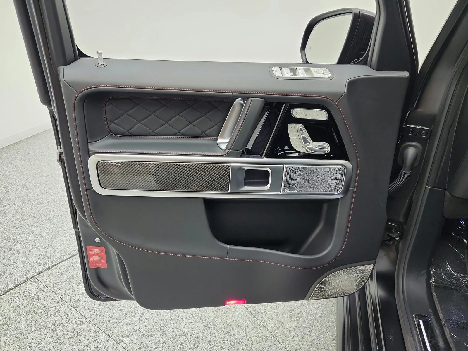 Certified Used 2025 MANUFAKTUR Night Black magno Mercedes-Benz AMG® G 63 SUV image 12