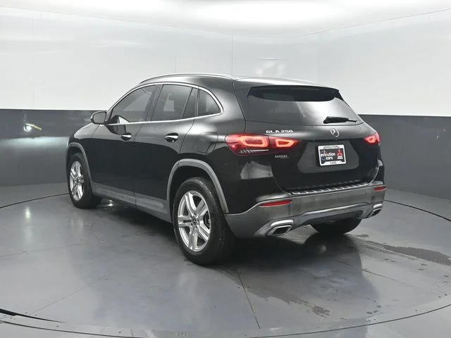 Used 2021 Black Mercedes-Benz GLA 250 image 27