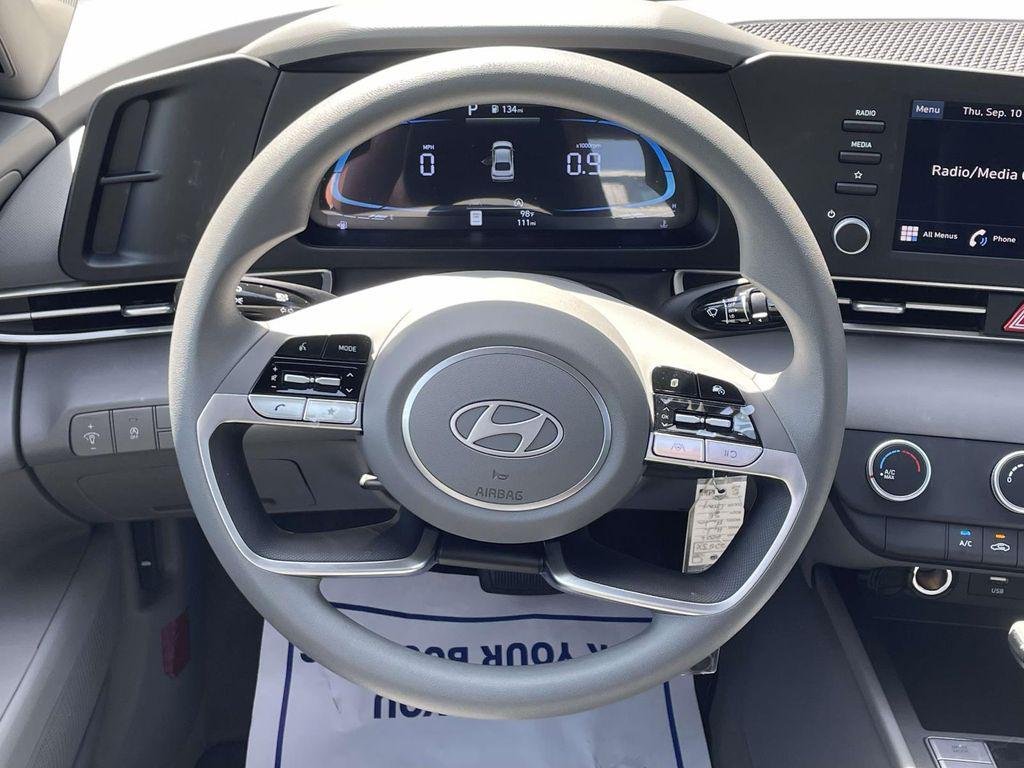 New 2026 Gray Hyundai SE image 12