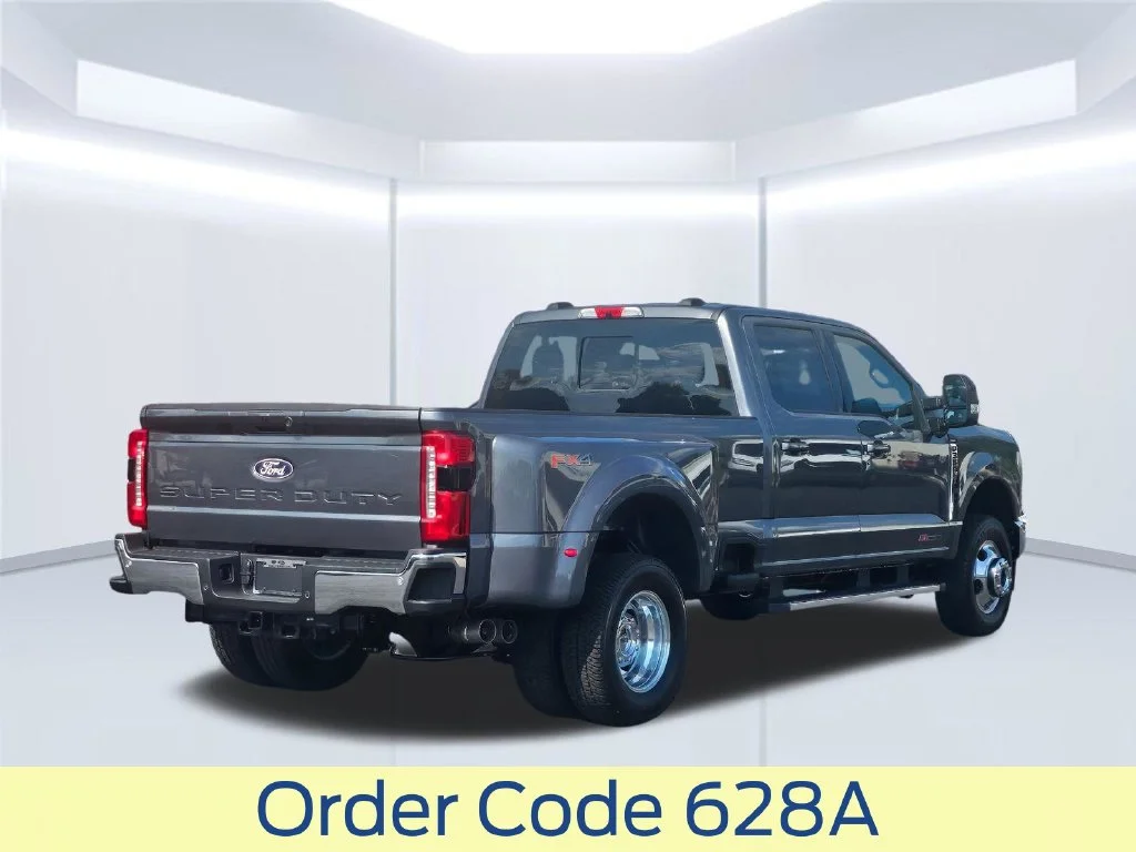 New 2027 Carbonized Gray Metallic Ford F-350® Lariat® image 21