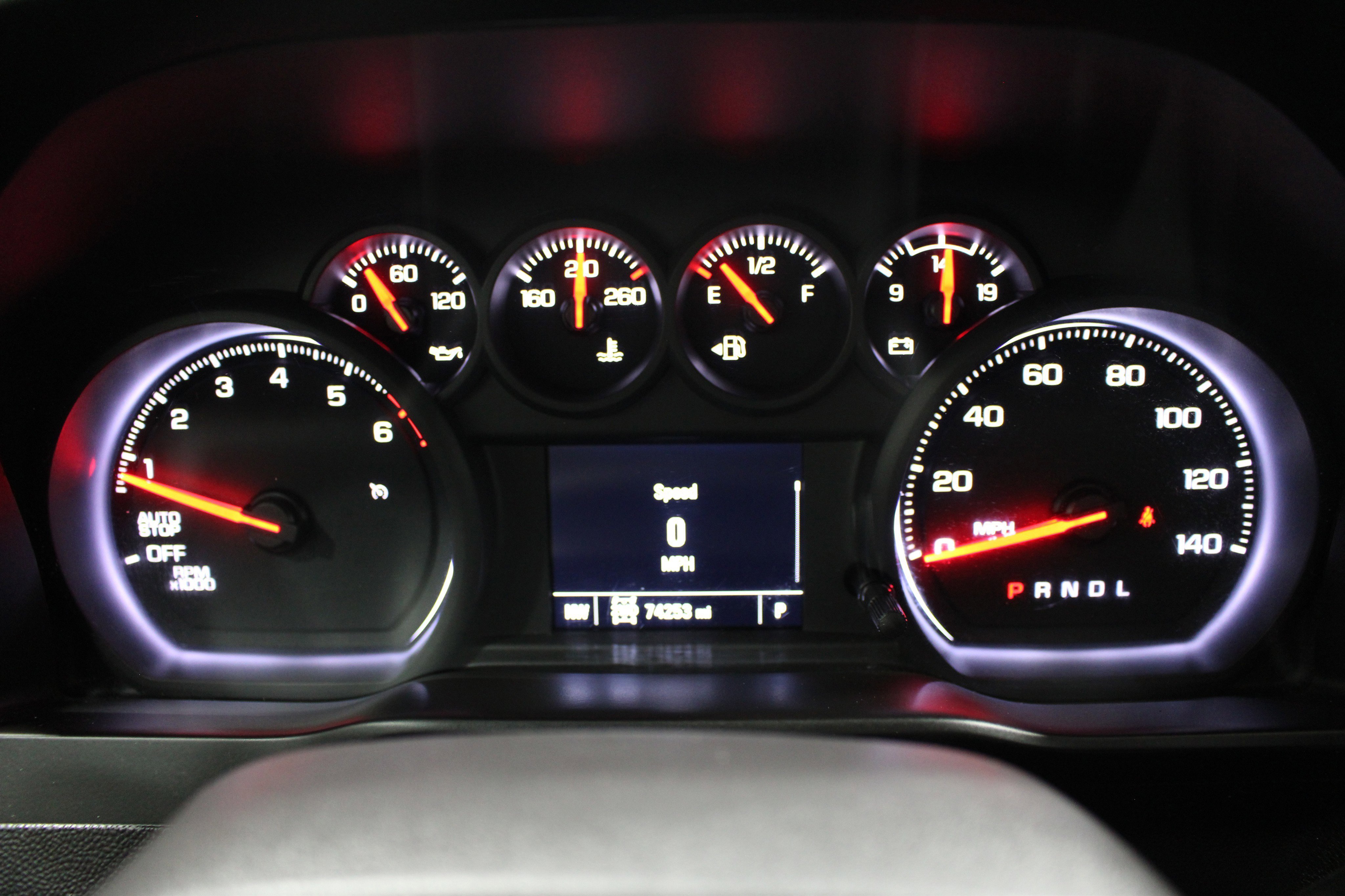 Used 2021 Silver Ice Metallic Chevrolet Custom image 13