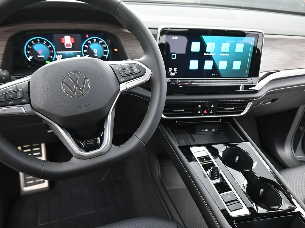 New 2026  Volkswagen 2.0T SEL Premium R-Line image 38