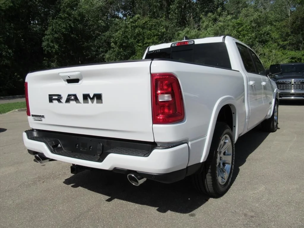 New 2026 Bright White Clear-Coat Exterior Paint RAM Big Horn/Lone Star image 7