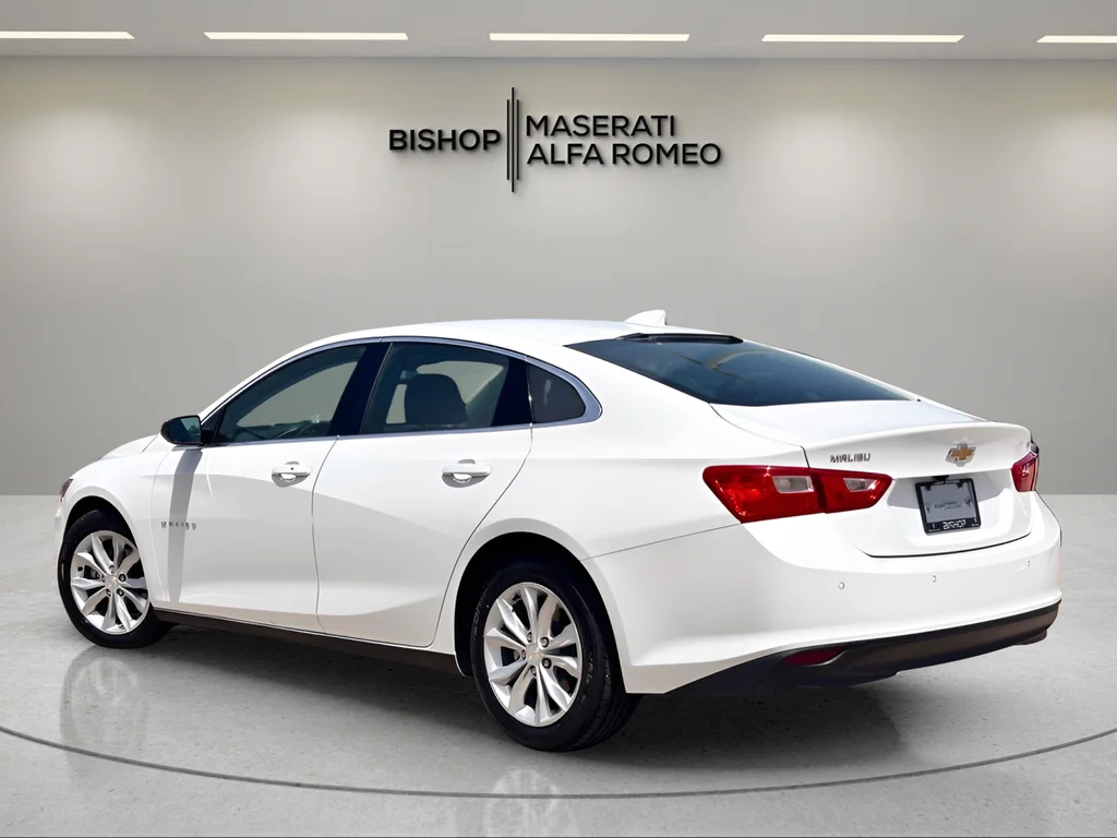 Used 2024 White Chevrolet LT image 3
