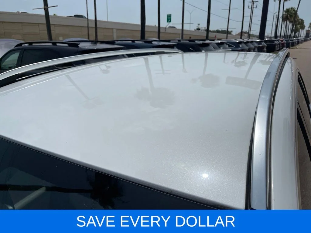 Used 2020  Mercedes-Benz GLB 250 image 3